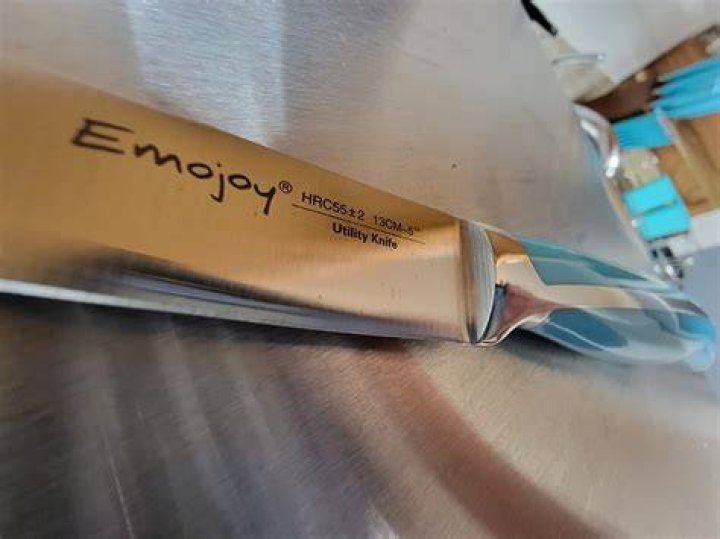 Are Emojoy knives good
