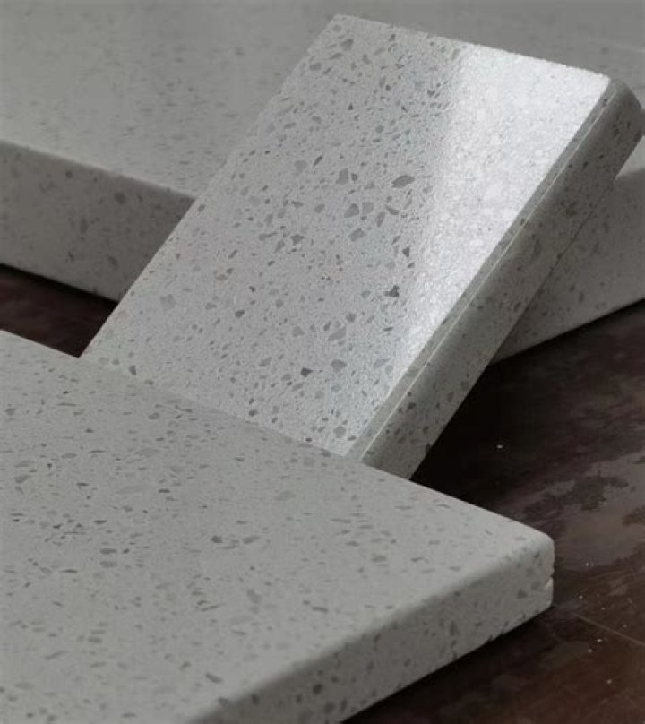 Are there quartz tiles