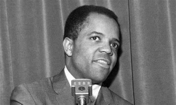Does Berry Gordy still own Motown