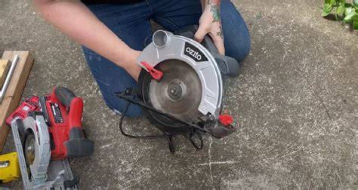 How many amps does a skill saw use